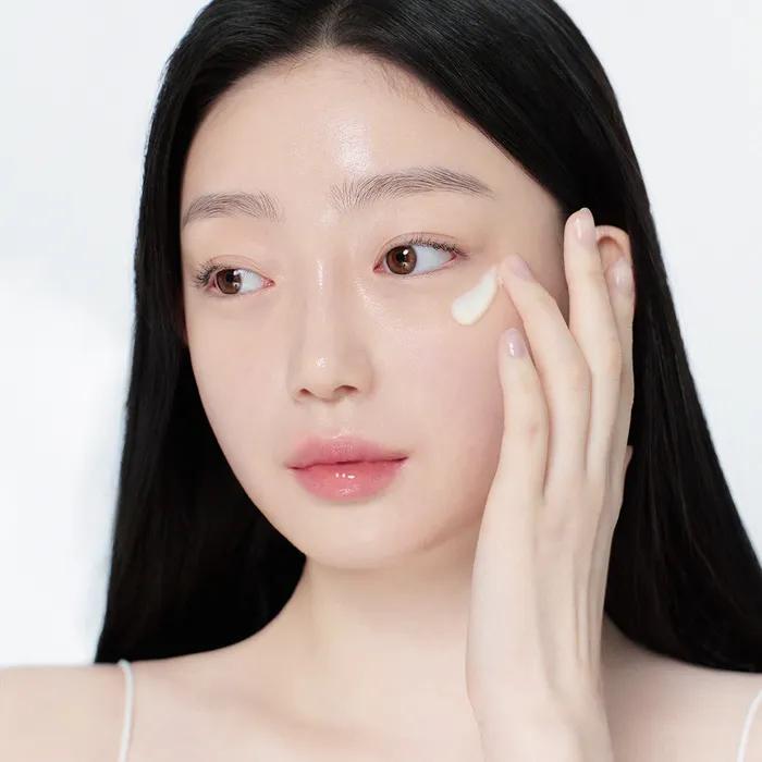 Apple Retinol Eye Cream