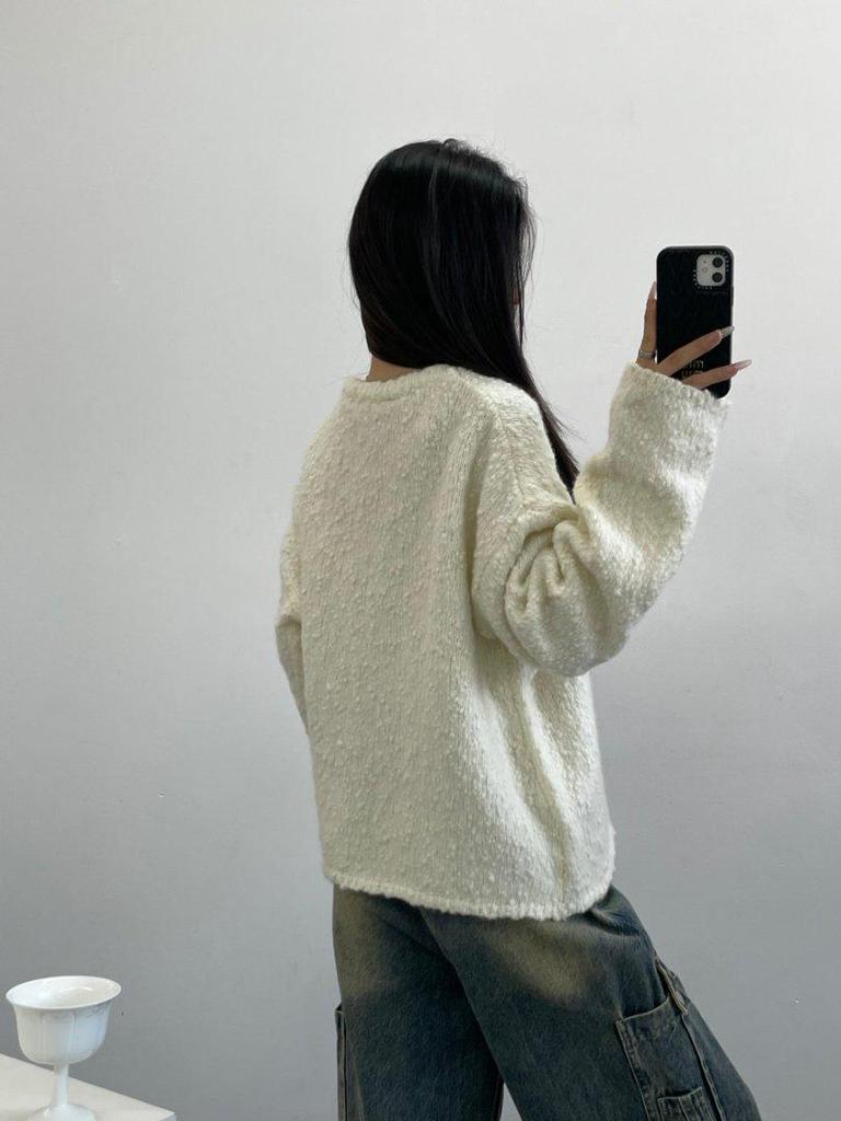 25 Winter Pearl Textured Wool Women's Loose Round Neck Sweater
