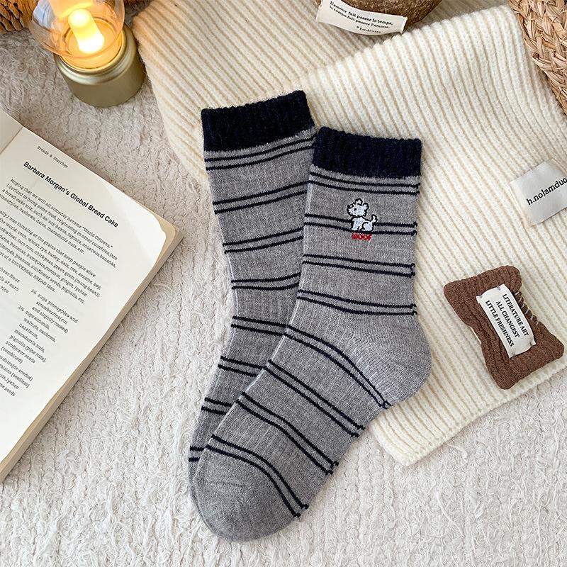 Winter Warm Cartoon Embroidered Puppy Wool Black And White Striped Socks Mid-Leg Socks Korean Thickened Cute