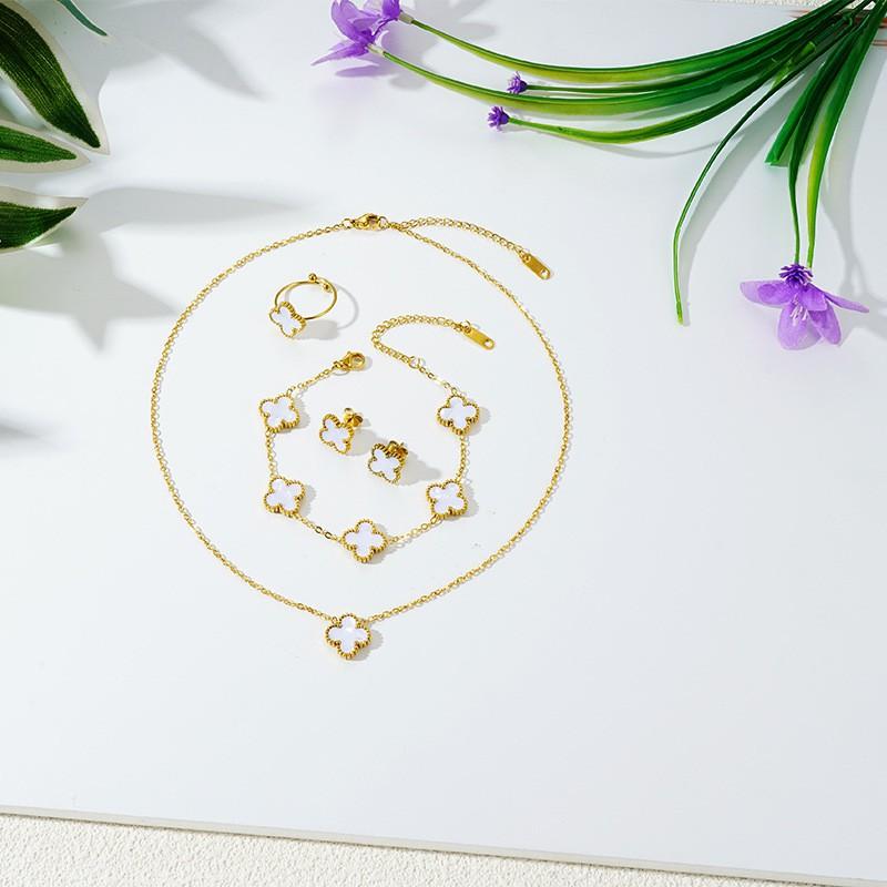 4-Piece Clover Flower Shell Jewelry Set Women - Necklace Bracelet Earrings In Titanium Steel With O-Link Chain