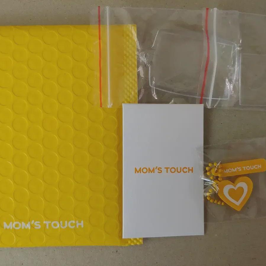 

LE SSERAFIM Брелок для ключей с фото на мамстач