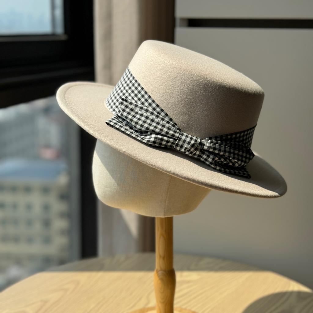 New Light Luxury Fashionable and Elegant Bow Plaid Fisherman Hat for Women in Autumn and Winter Woolen Hepburn Style Fashionable Top Hat for Women