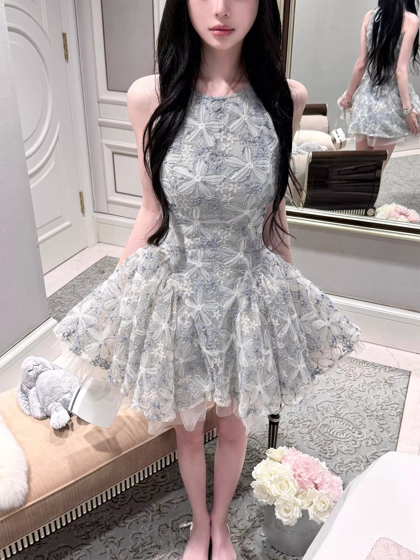 Suspender dress female high sense small socialite style birthday party small dress heavy industry lace princess dress S