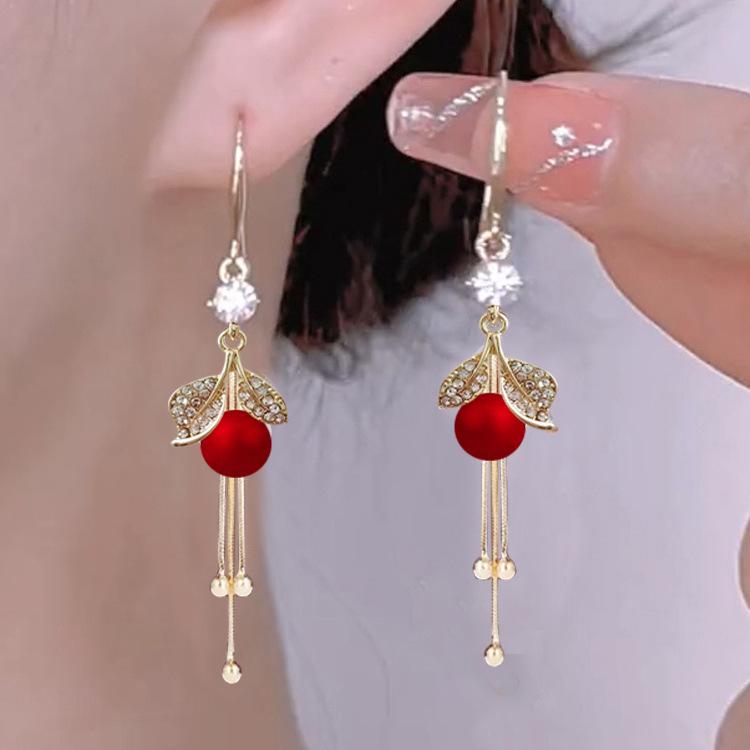 Exquisite 2025 French Fashion Red Tassel Earrings with Rhinestone-Leaf and Frosted Pearl Design for Women