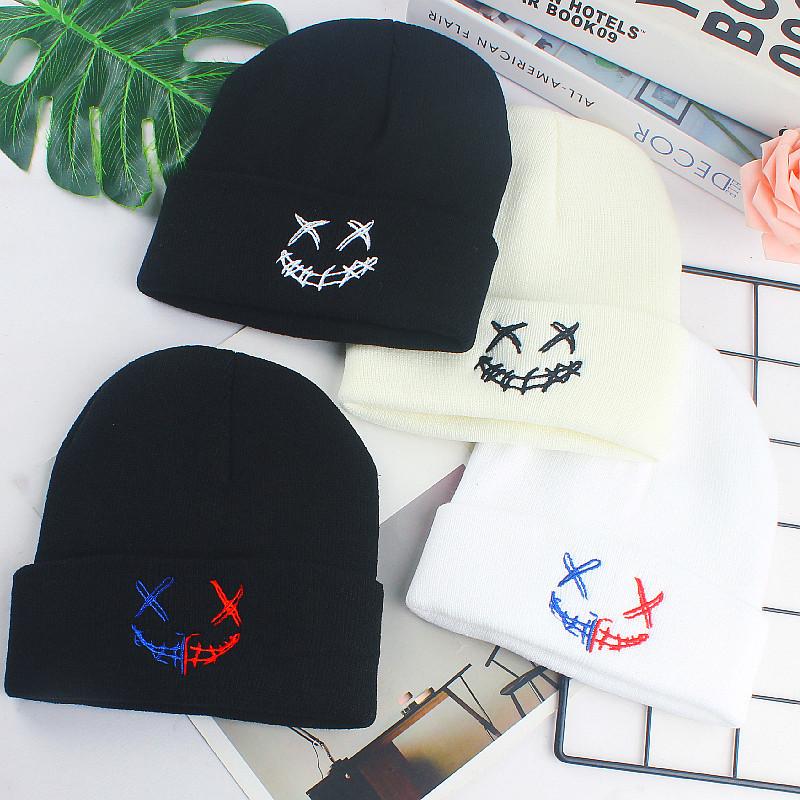 Herbst Winter Strickmütze Lustige Gesichts Mütze Vielseitig für Damen Streetstyle Personalisierte Stickerei Wollmütze Warme Zehenkappe Unisex