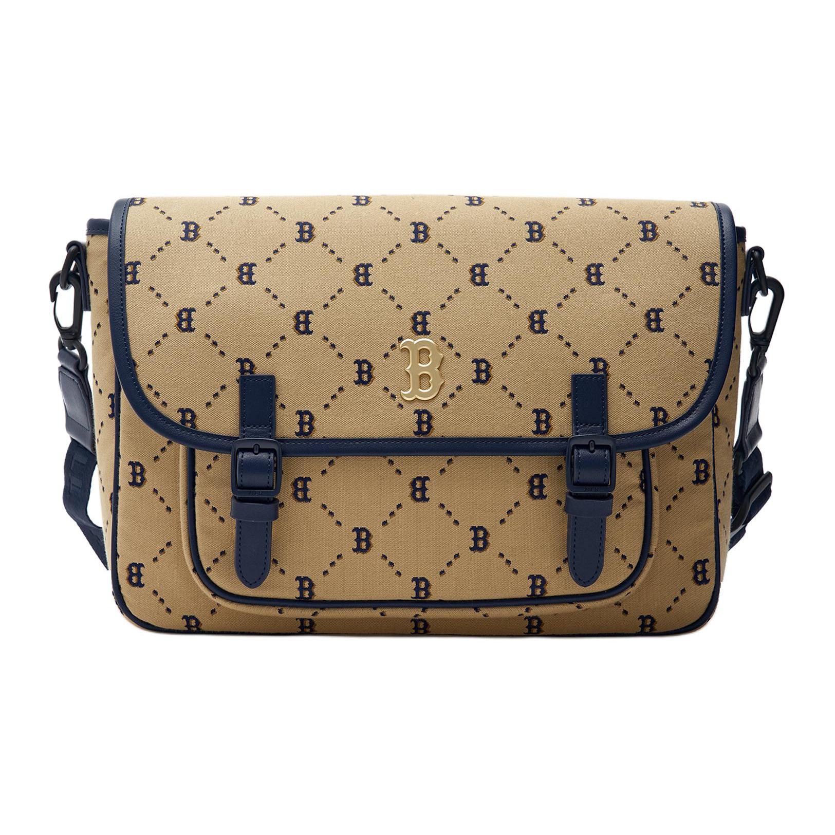 

New MLB Polyester Messenger Bag Shoulder Bag Crossbody Bag Regular Women s Brown 7ACRMD74N-43BGS 37.1*7.1*25.9CM