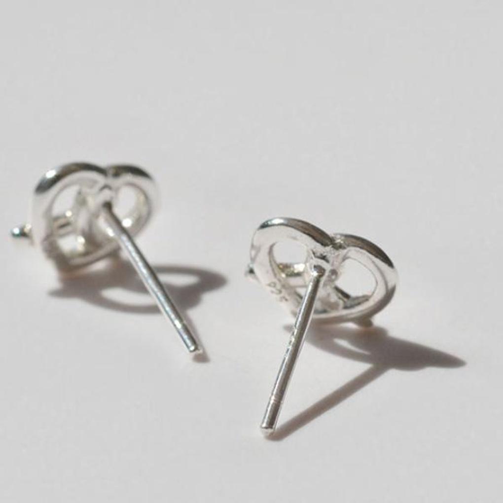 Women's Nidu Daily Accessory Sari Pretzel Earrings