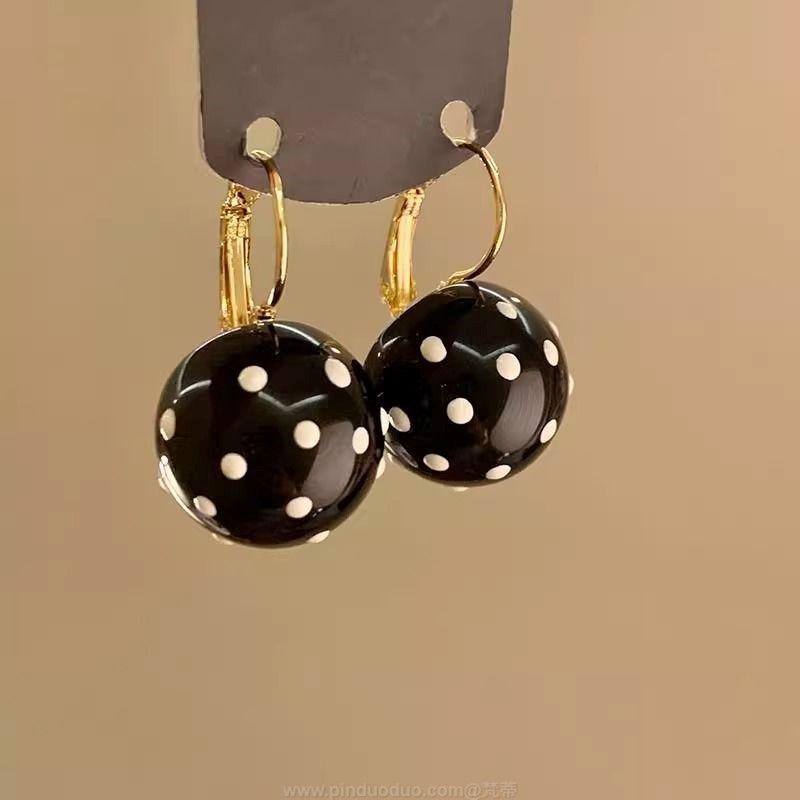 Orecchini a Pois Bianchi e Neri Moda Retrò per Donna Eleganti Cerchietti Rotondi in Resina Acrilica Fibbie per Orecchie Gioielli Casual da Festa