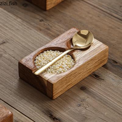 Ozdoby na stół i akcesoria – Tace