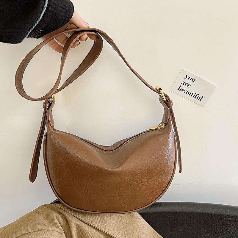 High-end Dumpling Bag Women's New Casual Trendy Versatile Retro Fashion Messenger Bag