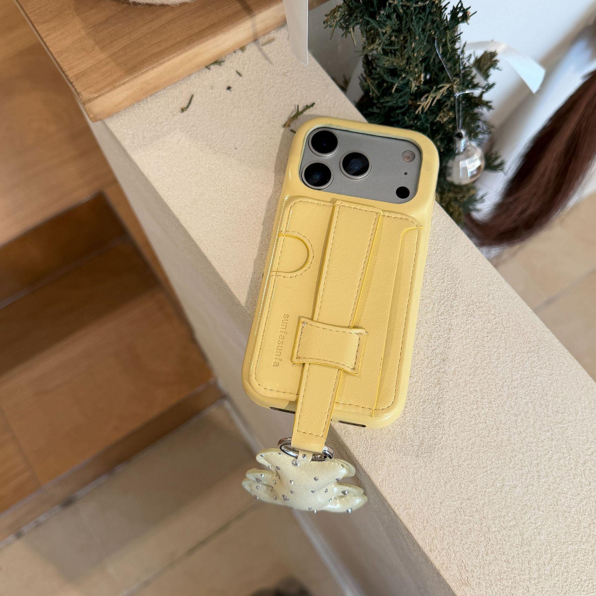 

Colorful Diamond Bear Wrist Strap iPhone Case: Compatible with 17 Pro Max, 16 Pro with Card Slot, 15 PM Leather, 14/13 Models iPhone 16