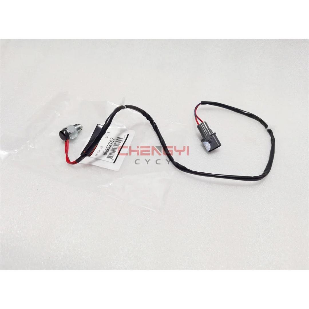 

4WD Freewheel Clutch Switch Fit For Pajero Montero Shogun III 2000-2006 V63W V73W V78W V93W V97W 6G72 6G74 MR953767 MR953767