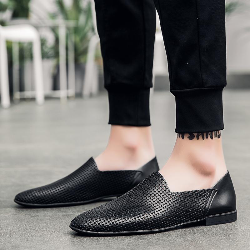 Mocassini in Pelle Estivi Uomo Scarpe Casual Lusso Designer 2026 Mocassini Uomo Traspiranti Slip-on Neri Scarpe da Guida Uomo Piatte