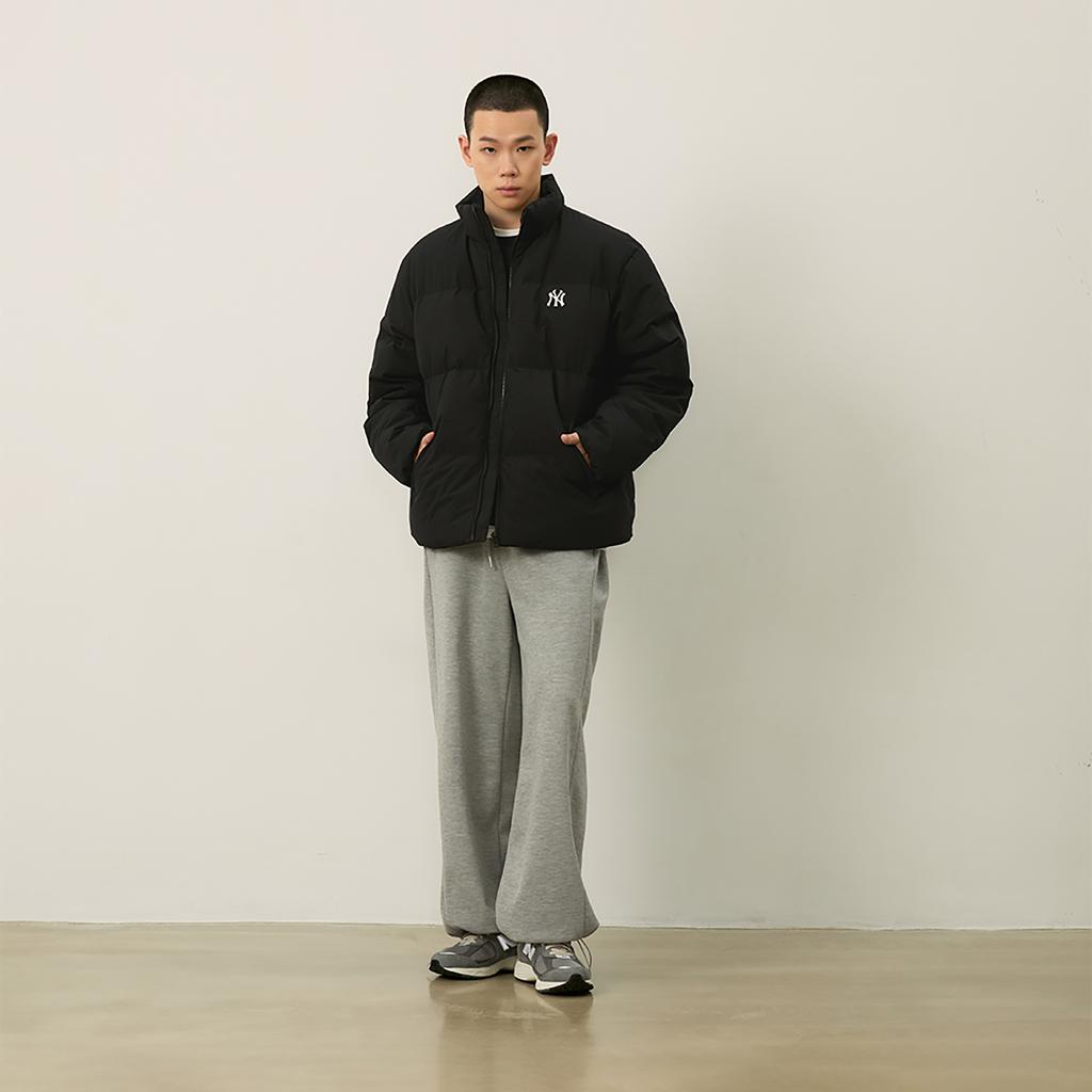 New MLB New York Yankees Basic Collection FW24 Down Jacket Unisex Black 3ADJB1046-50BKS