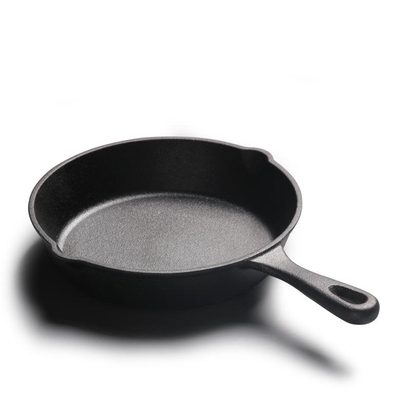 

Three-Piece Cast Iron Cookware Set: Flat-Bottomed Frying Pan, Small Frying Pan, and Non-Stick Egg Pan 10cm