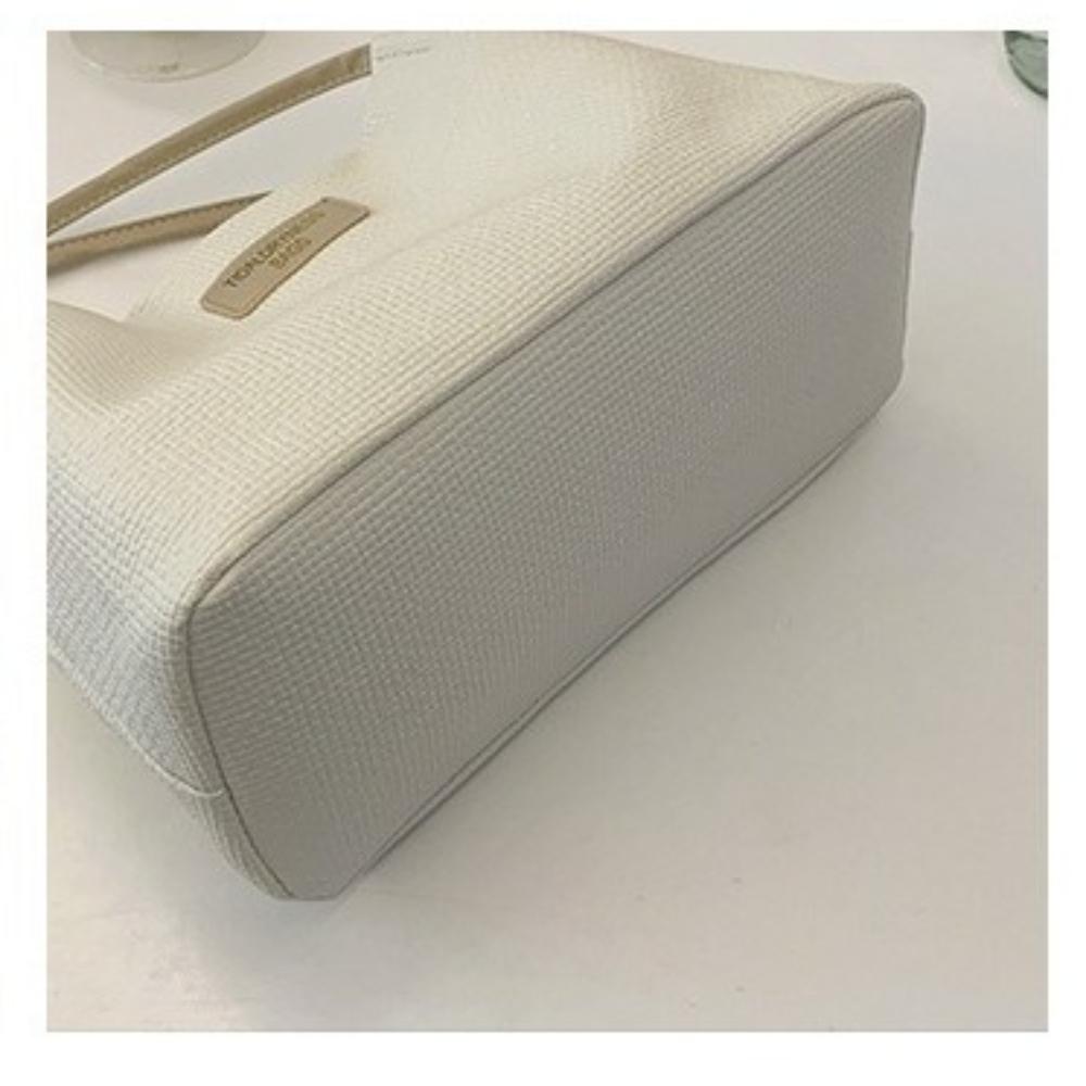 Women's New Versatile Simple Shoulder Bag, High-end Sensory Communication Shopping Bag