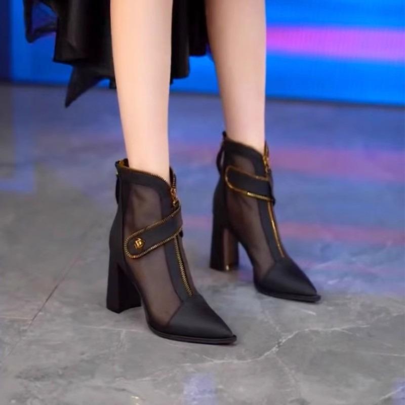 

Мода 2025 Высокое качество Женская обувь Задняя молния Женские ботинки Мода Сетка Ажурные Платье Новые Острый носок Бестселлер Босоножки Ботинки 40 чёрный