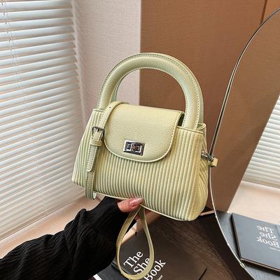 New High-end Diamond Chain Small Square Bag Trendy Simple Portable Shoulder Messenger Bag