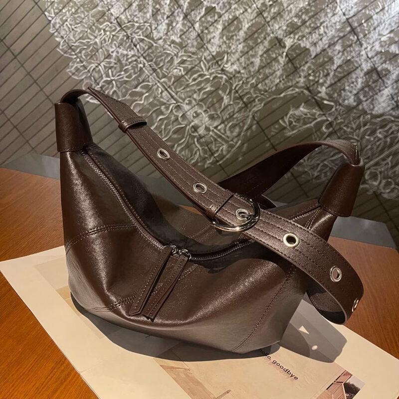 

Женская сумка-подушка на плечо из натуральной кожи Dou Xiaozhu