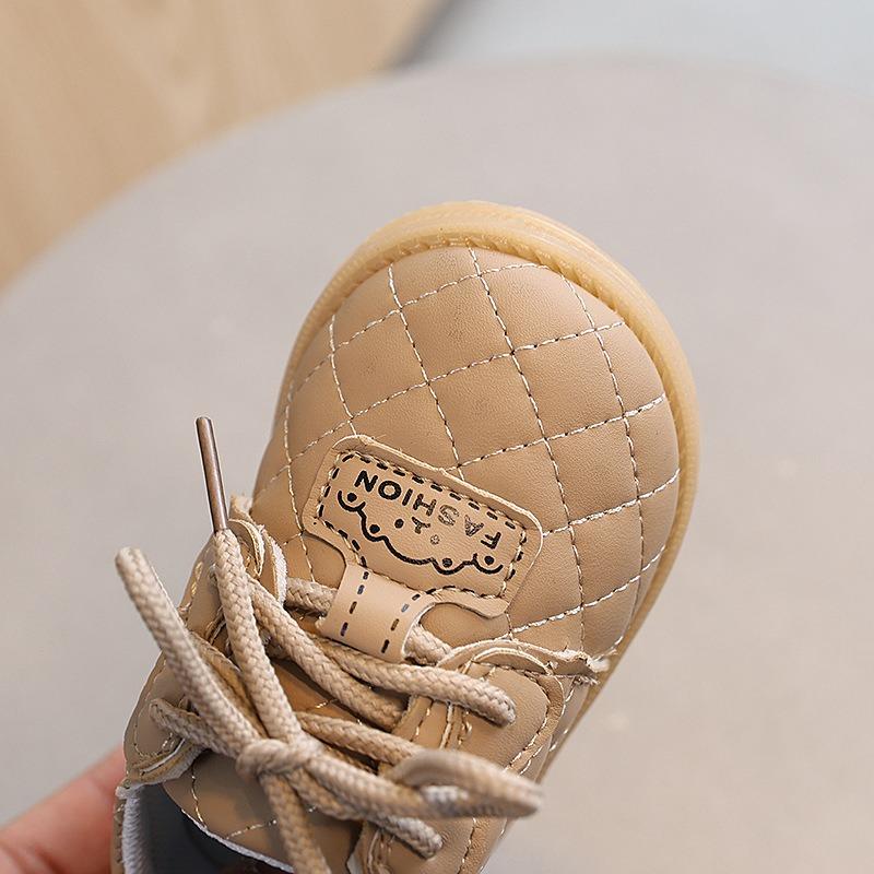 Spring/Autumn Lace-Up Single Shoes for Boys and Girls 0-1-2 Years Old, Soft-Soled Walking Shoes, Cartoon Leather Shoes.