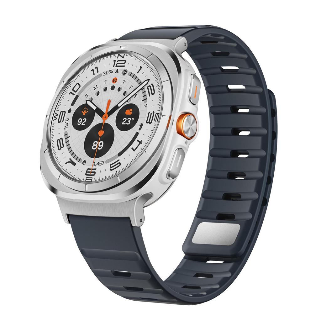 Stylish Silicone Magnetic Strap for Samsung Watch 7 Ultra