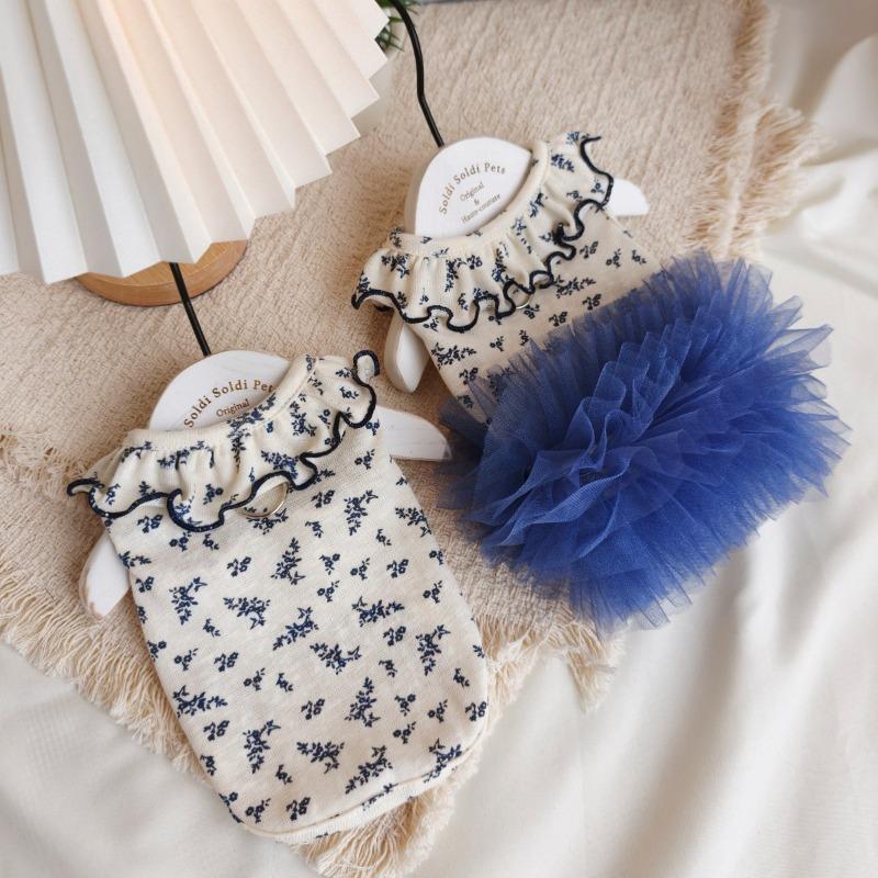 Spring and Summer New Style Dog T-Shirts Are Better Than Panda Mi's Floral Princess Dress Pet Clothing