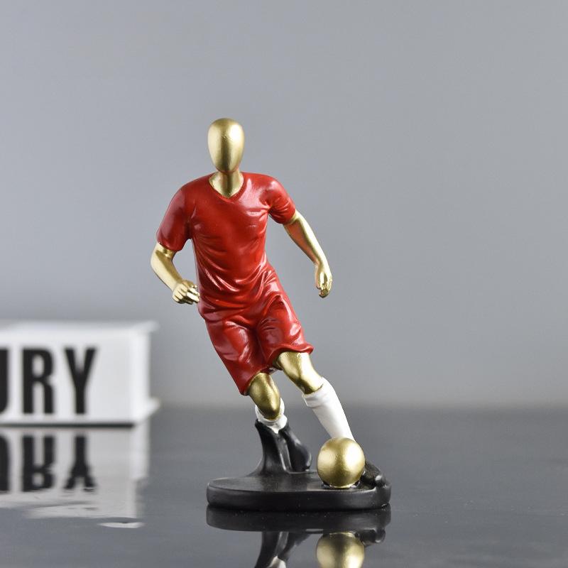 Football players figure statue Modern home office desktop ornament small decoration crafts resin home Front Desk decor sculpture