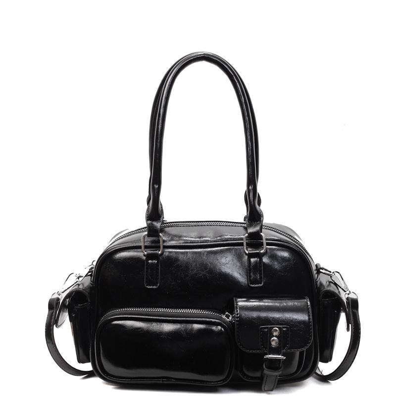 Portable pillow bag women's new armpit bag high-end niche shoulder bag commuter messenger bag
