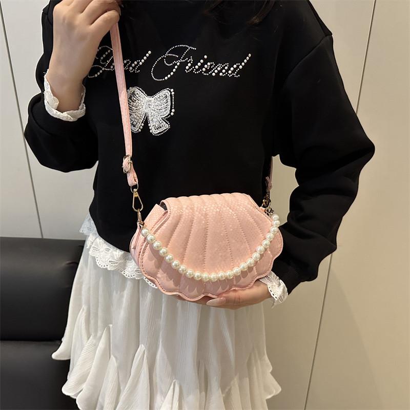 Creative Leather Shoulder Bag With Pearl Chain For City Style And Evening Out