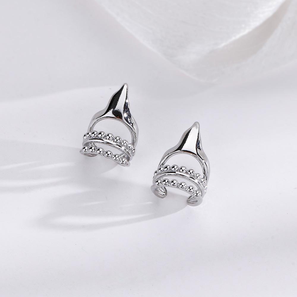 Elegante Quasten Elfenohrmanschetten: Kein Piercing, Mehrlagiges Perlen- und Kettendesign