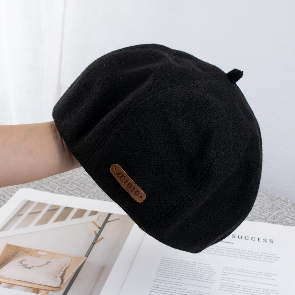 Autumn and winter thick woolen beret girls solid color pumpkin hat brown literary and retro face small painter hat