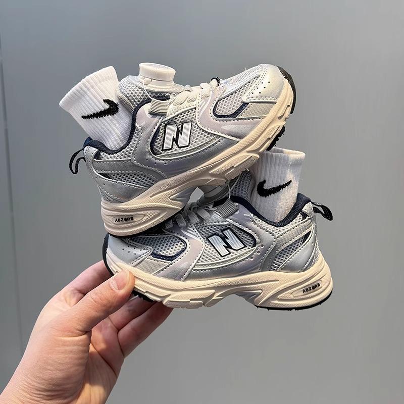 Kindersport schuhe 2025 Frühling und Herbst neu Mädchen Netz atmungsaktiv Dad Schuhe Jungen weiche Sohle Freizeitschuhe Laufschuhe