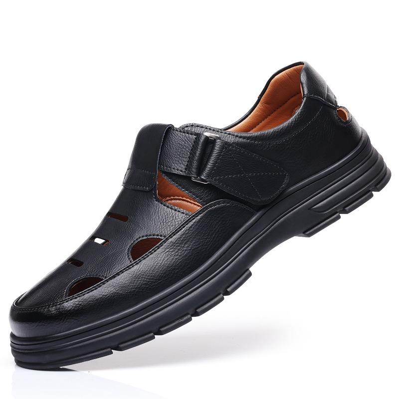 Sandals men's summer new leather hollowed-out breathable dad casual leather shoes non-slip and wear-resistant hole shoes