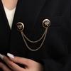 Light Luxury High-End British Style Brooch Retro Metal Chain Button Niche Simple Fashion Brooch