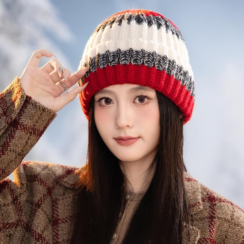 Outdoor Autumn and Winter Casual Knitted Hat Warm Wool Hat Windproof Ear Protection Stack Hat Women