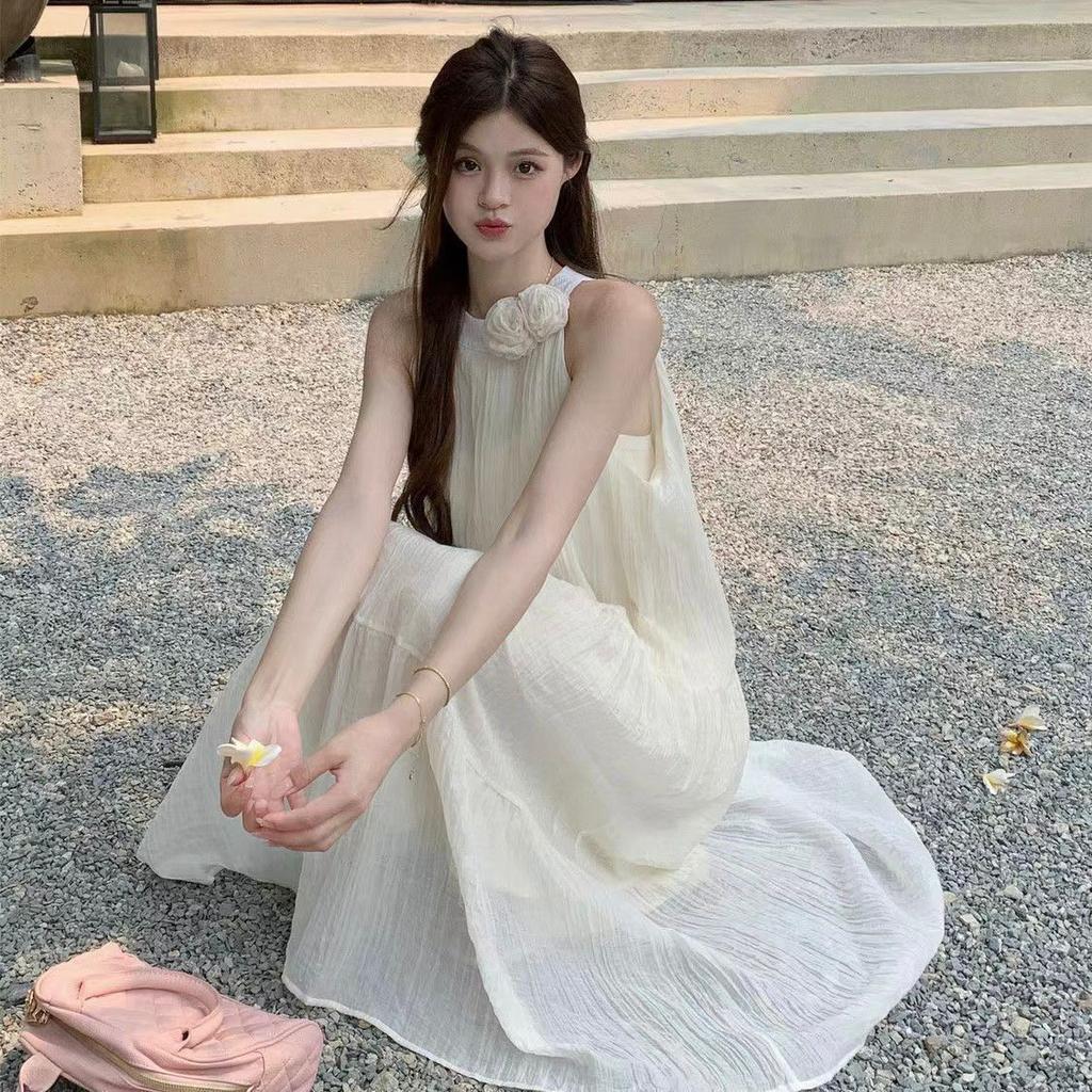 2026 new French lightweight three-dimensional flower neck sleeveless solid color pendulum long dress vacation dress women's tide