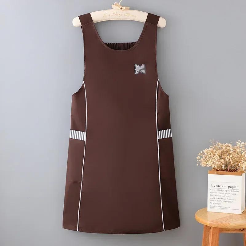 Waterproof Kitchen Apron with Adjustable Waist Tying Oil Resistant Sleeveless Workwear Featuring Spacious Side Pockets