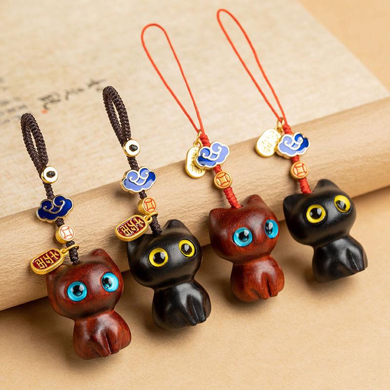 1Pc Wooden Cat Keychain Anime Cute Mobile Phone Chain Car Wooden Pendant Personality Creative Cute Keychain Accessories