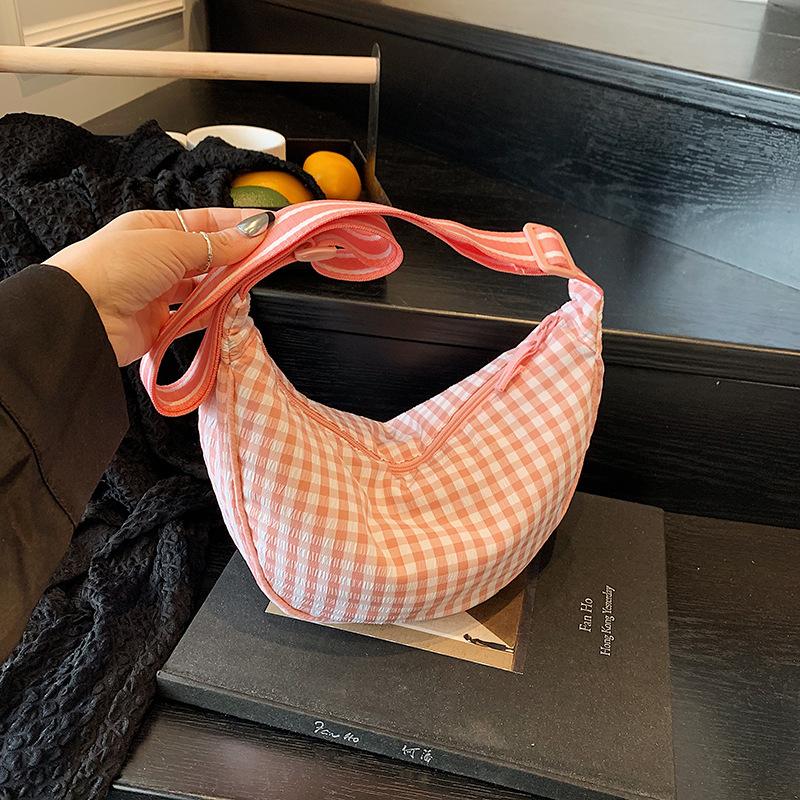 2025 Summer Retro Plaid Dumpling Bag Women's Versatile Shoulder Messenger Bag Casual Commuter Croissant Bag
