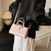 Women's Simple Temperament Handbag 2025 Summer New Versatile Small Square Bag High-end Commuter Shoulder Messenger Bag