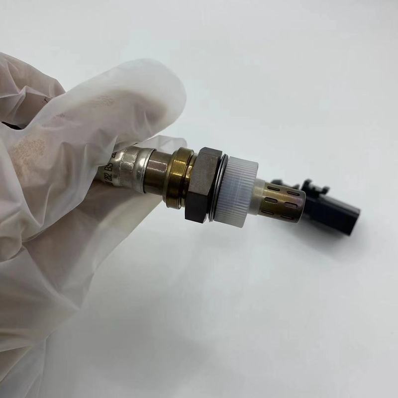1pc 06a906262BS Exhaust Gas Oxygen Sensor For Au-di- A4 A6 Q7 V-W-G-olf Tig-uan-Sk-oda R-apid-S-eat 06A906262AA