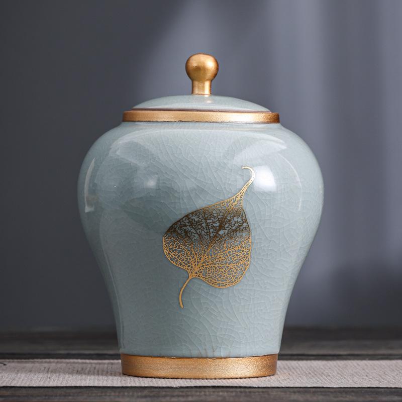 Creative Ge kiln tea jar, high-end ceramic gilded sealed storage jar, household tea storage jar
