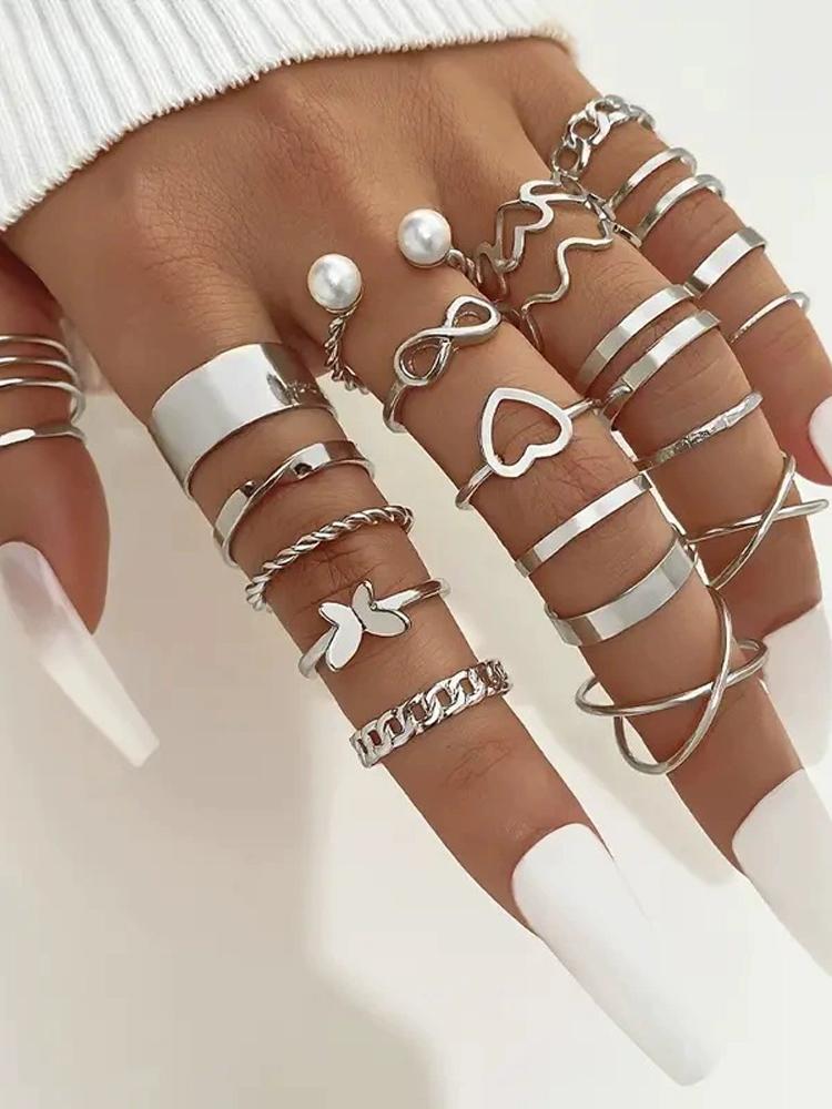 

28pcs Fashion Ring Set for Women Heart Shaped Design Geometric Bohemian Element Accent Ring Daily Wear Dating Party Jewelry 2026
