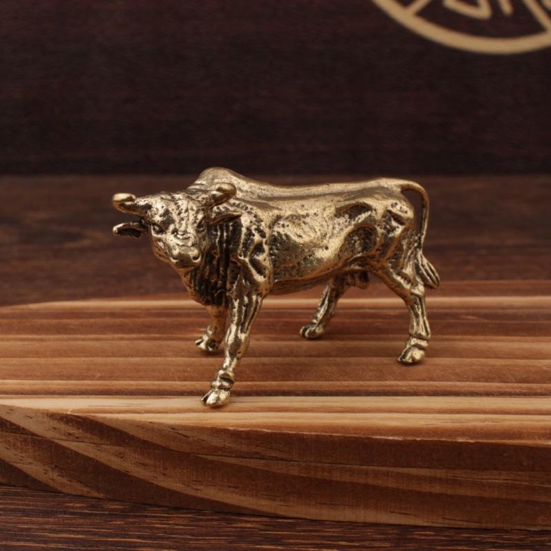 Vintage Copper Ornament Hanging Decoration Yellow Ox Year Creative Twelve Zodiac Feng Shui Ox Turn The Tide Tea Pet