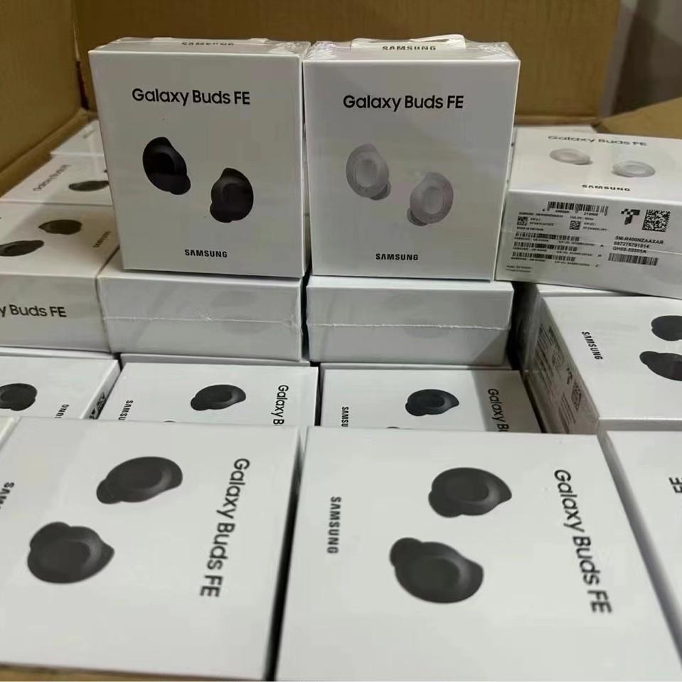 

Бездротова Bluetooth-гарнітура-вкладиш Galaxy Buds FE чорний