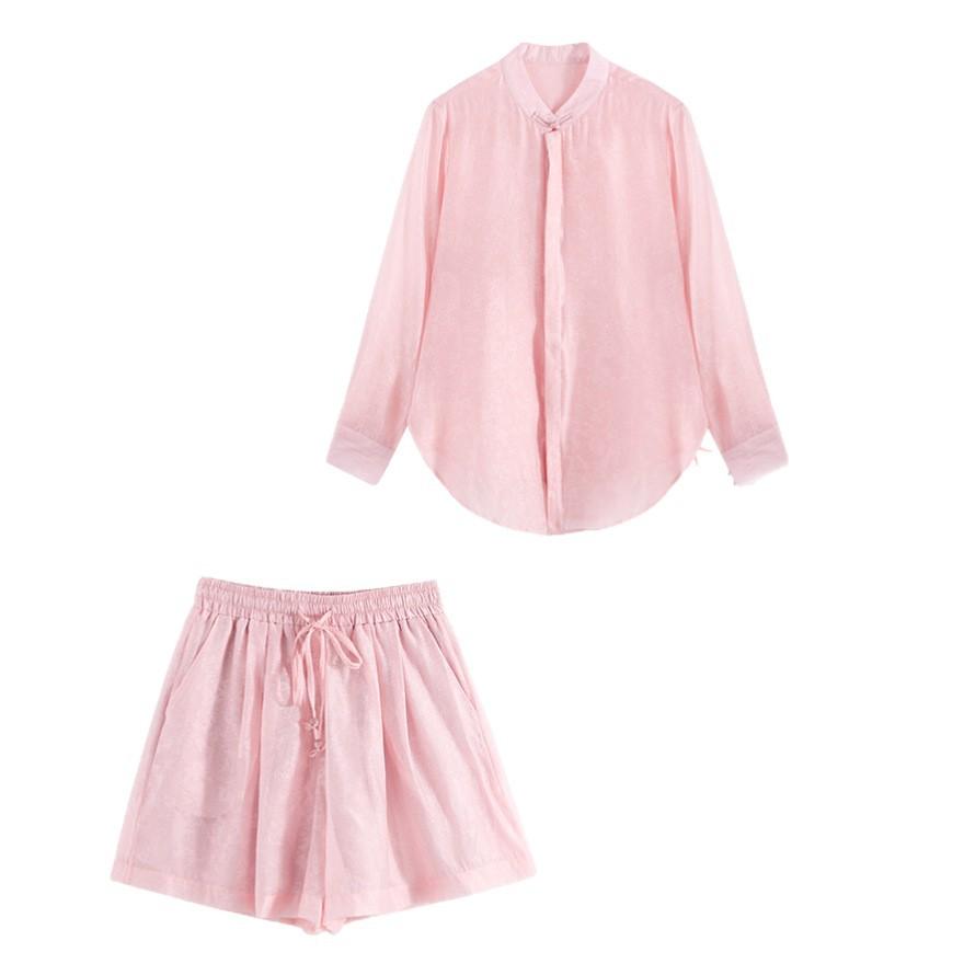 Popular fashion suit women's  new small long-sleeved sunscreen shirt and shorts two-piece set