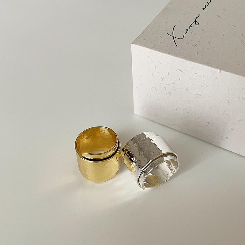 Cold Wind, Smooth Surface, Wrinkled Winding Ring, Female Design Sense, Simple Personality, Fashionable Temperament, Versatile Ring Ring.