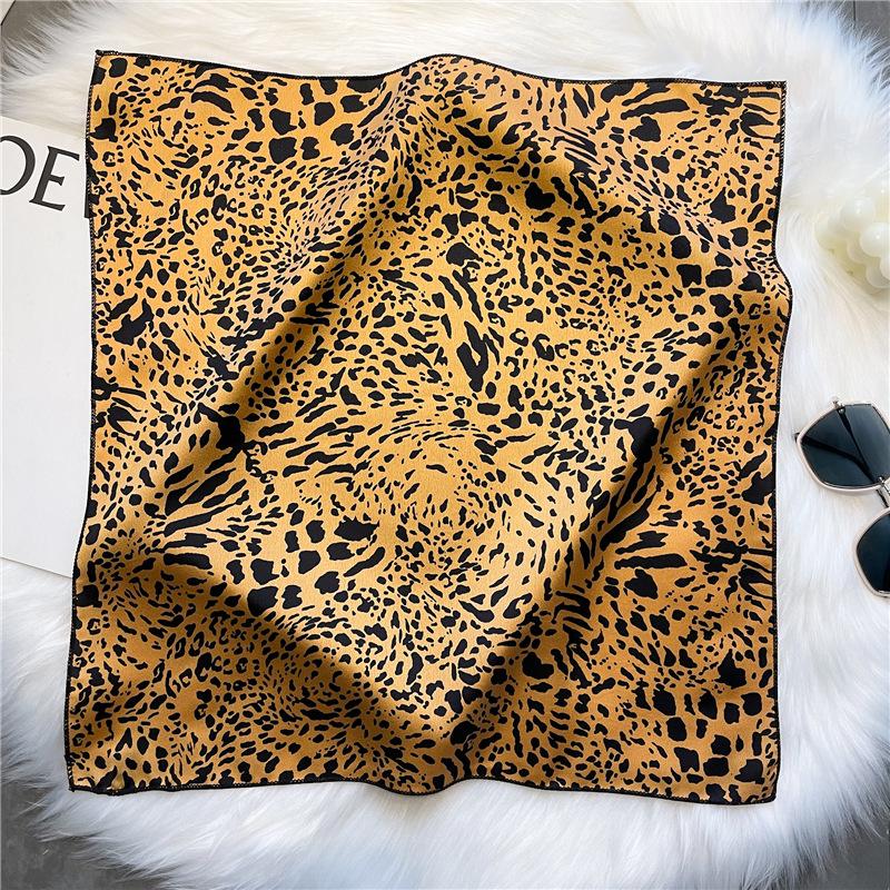 50*50Cm Leopard Print Casual Silk Feeling Neckerchief Hair Scarf For Women Multifunction Suqare Head Scarves Neck Decoration