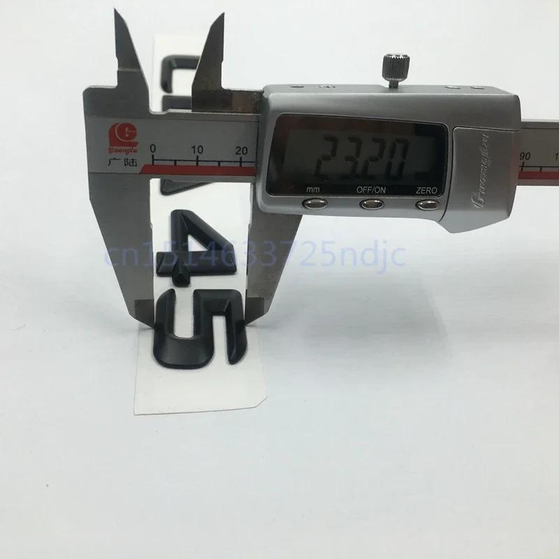 Matt Black ABS CLA45 CLA35 CLA450 350 250 200 320 Trunk Rear Letters Emblem Logo For Mercedes-Benz CLA Class