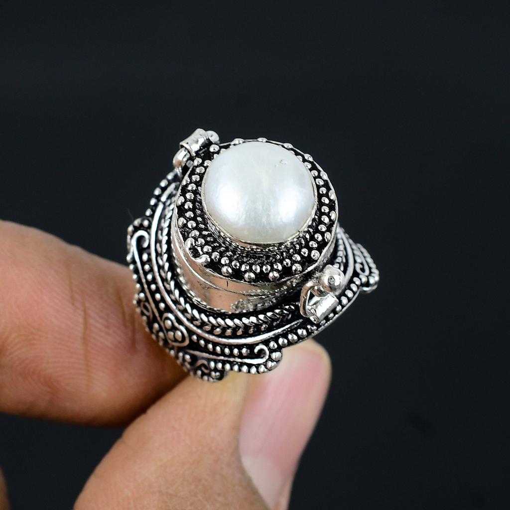 Mother Of Pearl Handmade 925 Sterling Silver Poison Ring Size 6.5 j1Y21